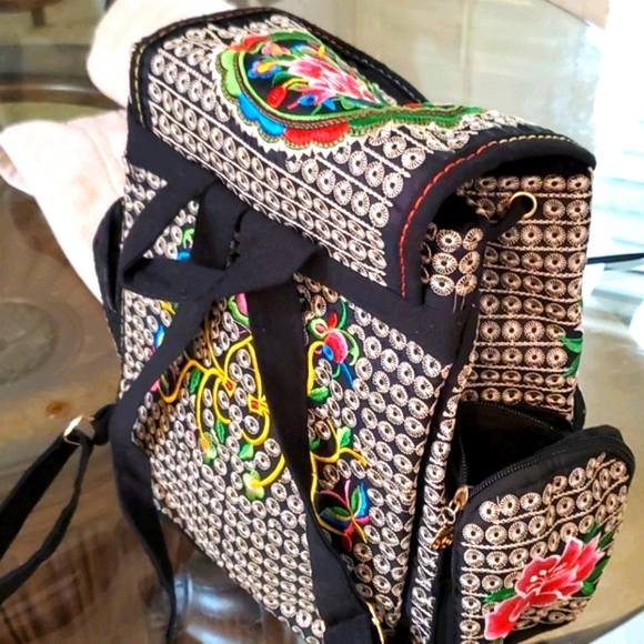 Authentic Mexican back pack - Picture 5 of 6